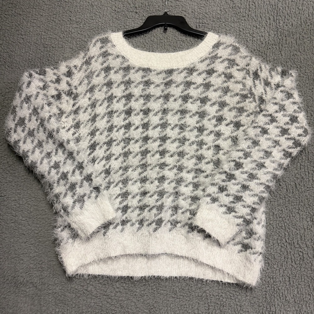 Mudd Women's XXL White Gray Houndstooth Fuzzy Knit Pullover Sweater